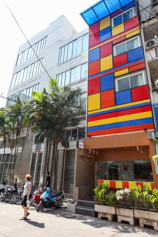 Hostel 8 Sukhumvit Soi 8 Banguecoque Exterior foto
